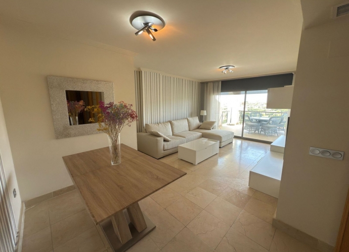 Apartamento Planta Media en Benahavís Benatalaya  - 2