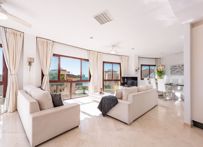 Apartment Penthouse in Costalita - 1