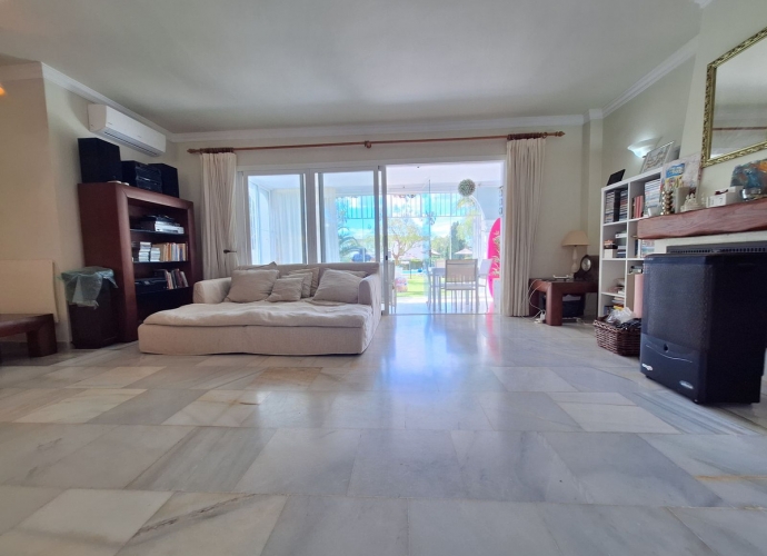 Apartment Ground Floor in Estepona - 9