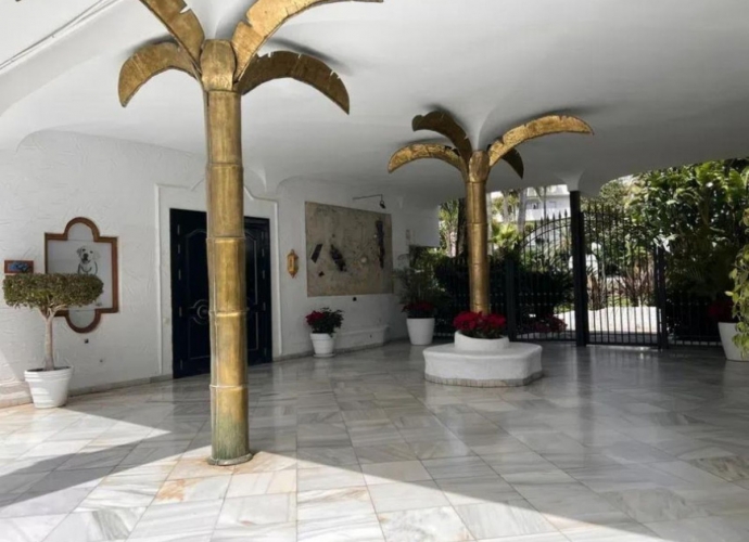 Apartamento Planta Media en The Golden Mile Marbella Real  - 7