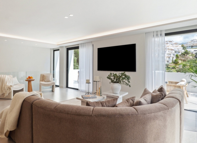 Villa Detached in Nueva Andalucía - 7