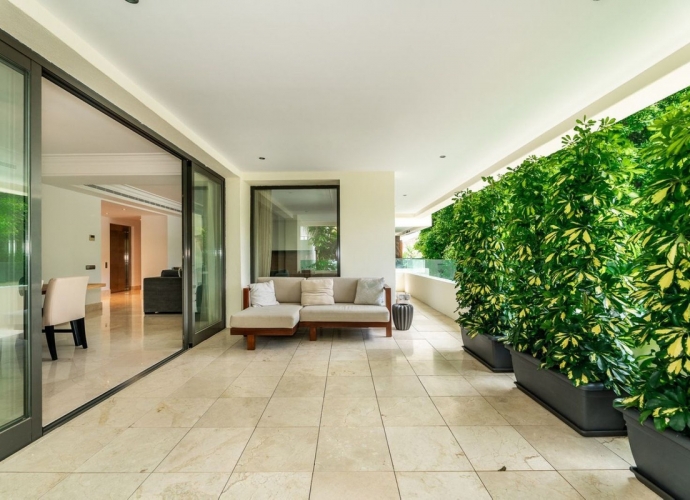Apartment Middle Floor in Los Monteros - 7