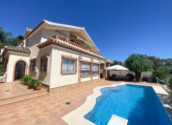 Villa Independiente en Guadalmina Alta - 1
