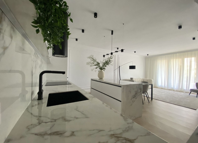 Apartamento Planta Baja en New Golden Mile - 8