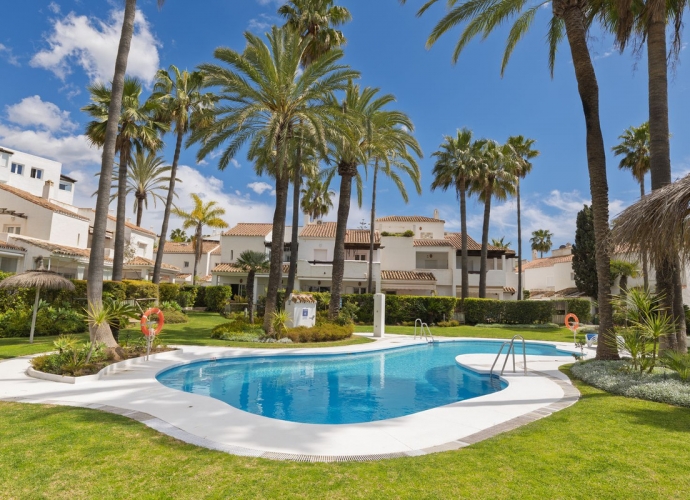 Apartamento Planta Media en Bahía de Marbella - 5