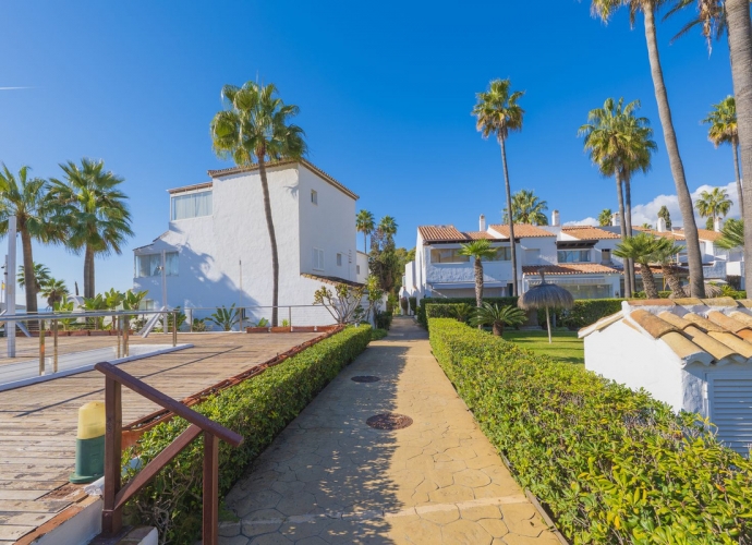 Apartamento Planta Media en Bahía de Marbella - 7