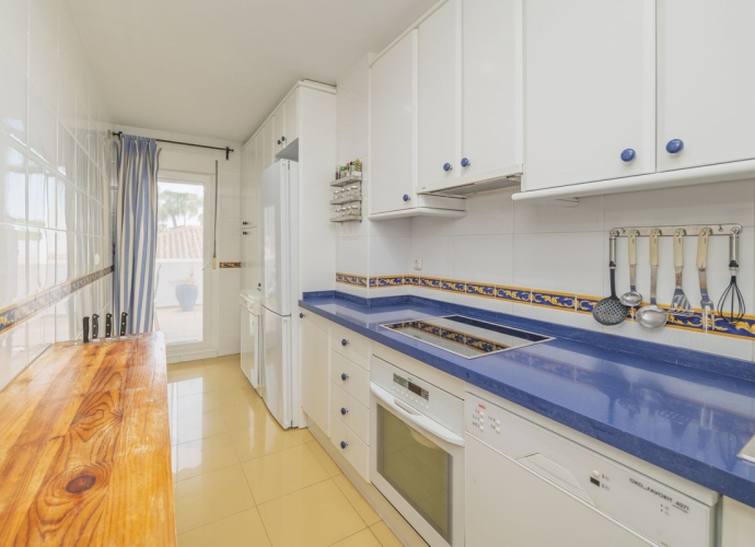 Apartamento Planta Media en Bahía de Marbella - 9