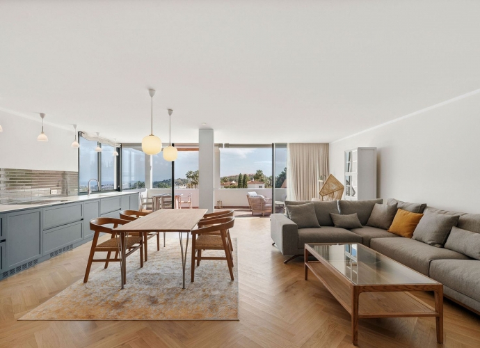 Apartamento Planta Media en Nueva Andalucía Palacetes los Belvederes  - 1