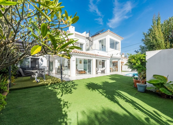 Villa Detached in Costalita - 1