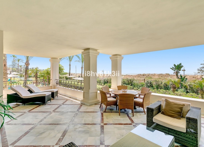 Apartment Ground Floor in Los Monteros - 1