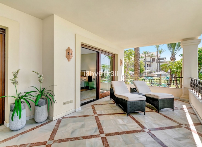 Apartment Ground Floor in Los Monteros - 5
