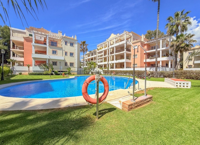 Apartamento Planta Media en Nueva Andalucía River Garden  - 2