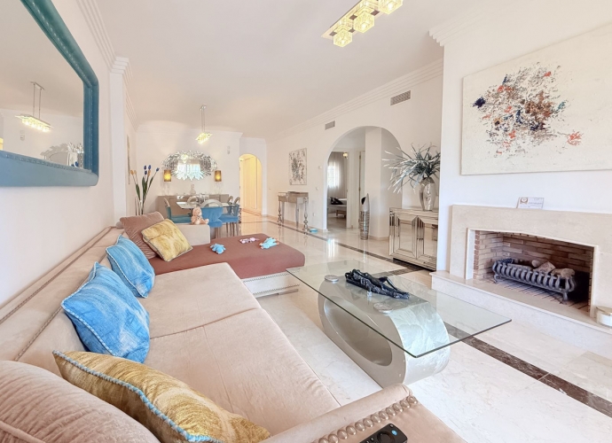 Apartamento Planta Media en Nueva Andalucía River Garden  - 6