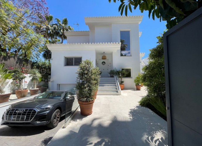 Villa Independiente en Nagüeles Villas en Nagüeles  - 1