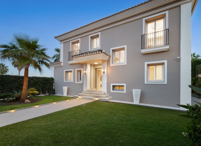 Villa Independiente en Nueva Andalucía Villas en Nueva Andalucia  - 8