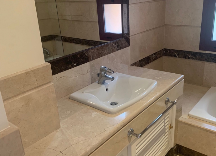 Appartement rez de chaussée situé à Bahía de Marbella - 10