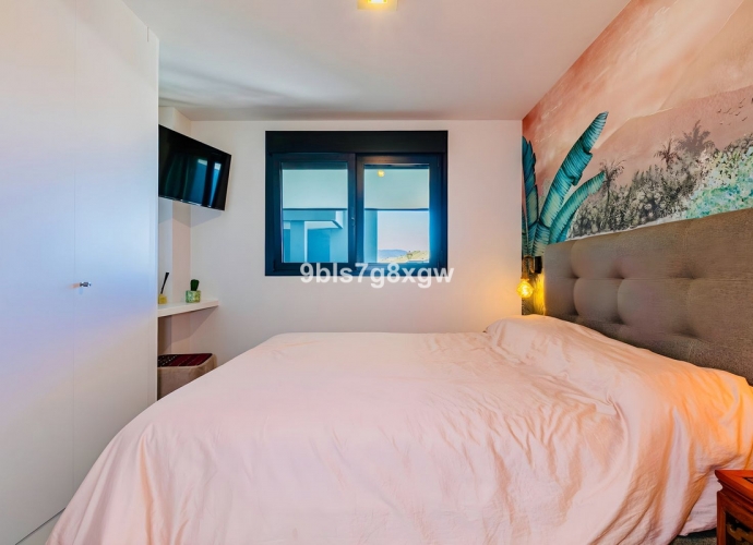 Apartamento Planta Media en New Golden Mile - 7