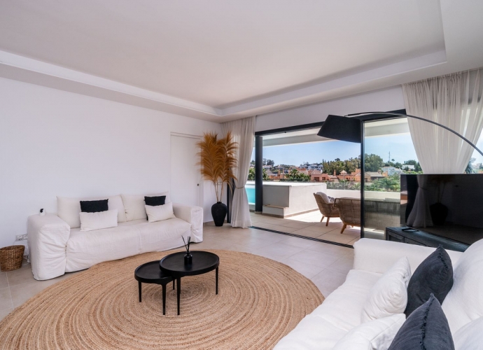 Apartamento Planta Media en Estepona - 7