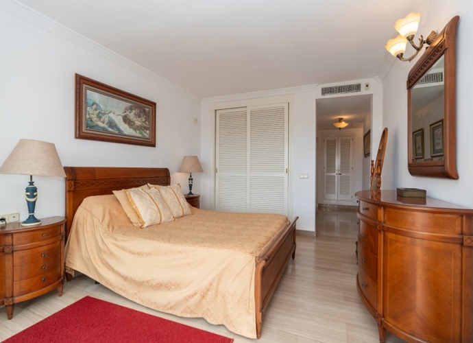 Appartement milieu d’Etage situé à Elviria Hacienda Playa  - 10