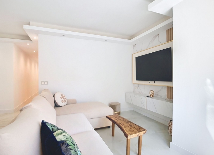 Apartamento Planta Media en Estepona - 6