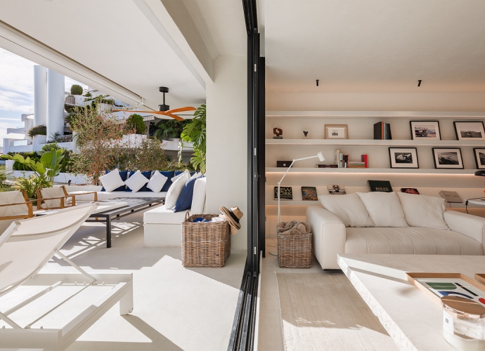 Apartamento Planta Media en The Golden Mile Las Terrazas de las Lomas  - 7