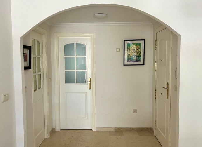 Apartment Middle Floor in Elviria Santa María Village  - 4