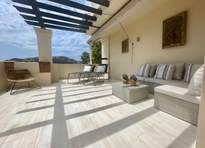 Appartement milieu d’Etage situé à Benahavís Capanes del Golf  - 3