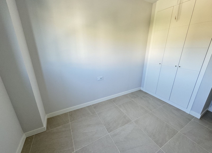 Apartamento Planta Media en Estepona - 2