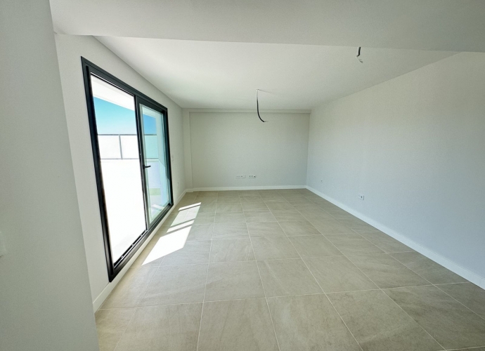 Apartamento Planta Media en Estepona - 9