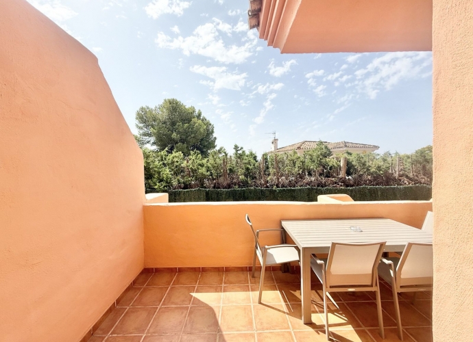 Apartamento Planta Media en Benahavís - 1