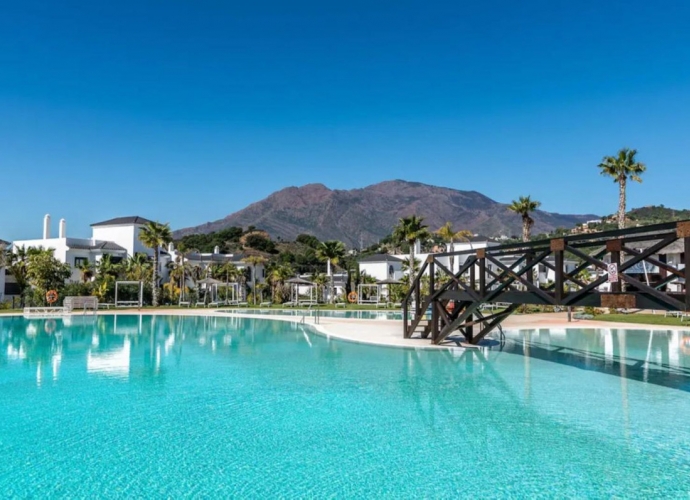 Apartamento Planta Baja en Estepona - 1