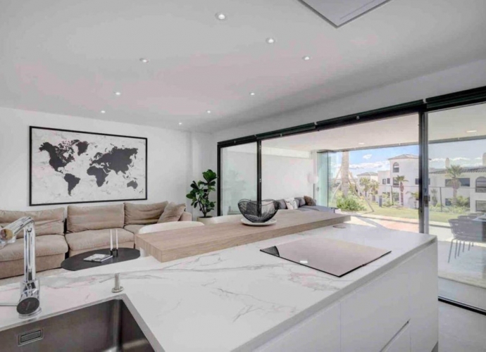 Apartamento Planta Baja en Estepona - 10