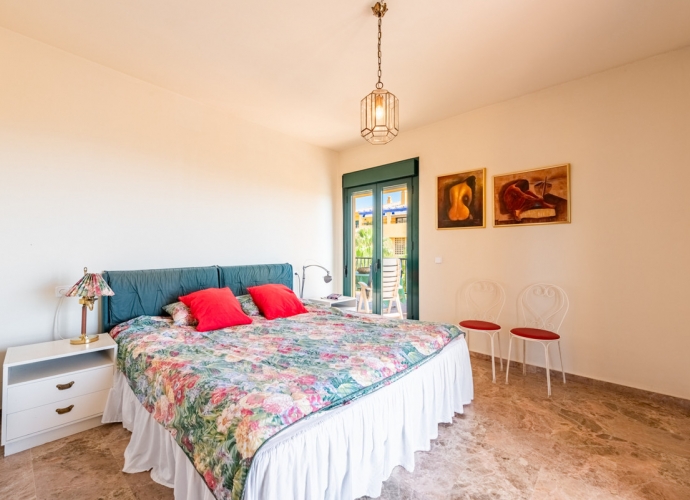 Appartement milieu d’Etage situé à San Pedro de Alcántara Los Almendros  - 9