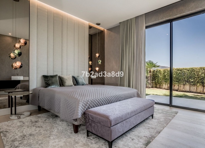 Villa Detached in The Golden Mile Villas en The Golden Mile  - 9