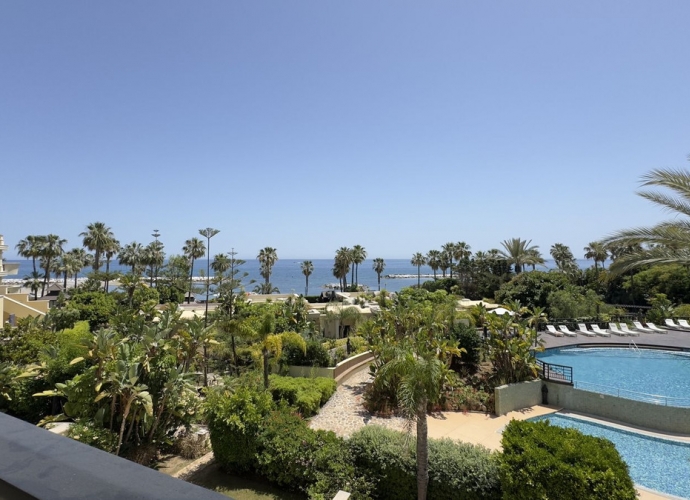 Appartement milieu d’Etage situé à Puerto Banús - 3