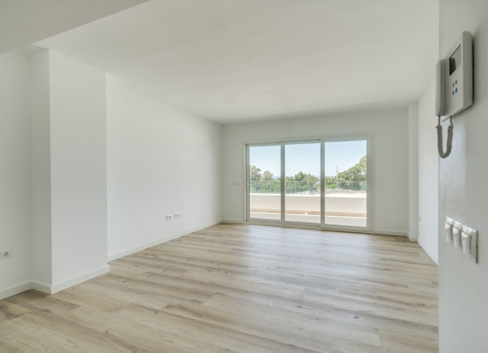 Apartamento Planta Media en Nueva Andalucía - 1