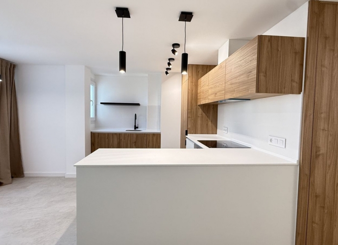 Apartment Middle Floor in Estepona - 7