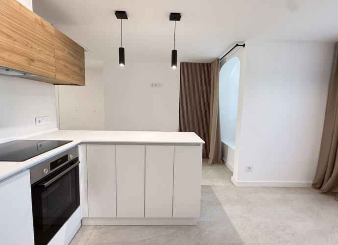 Apartment Middle Floor in Estepona - 9