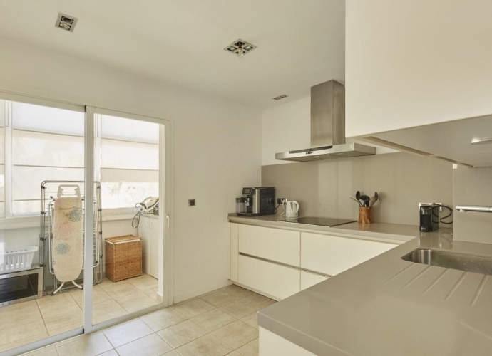 Apartment Middle Floor in Elviria Elviria Hills  - 8