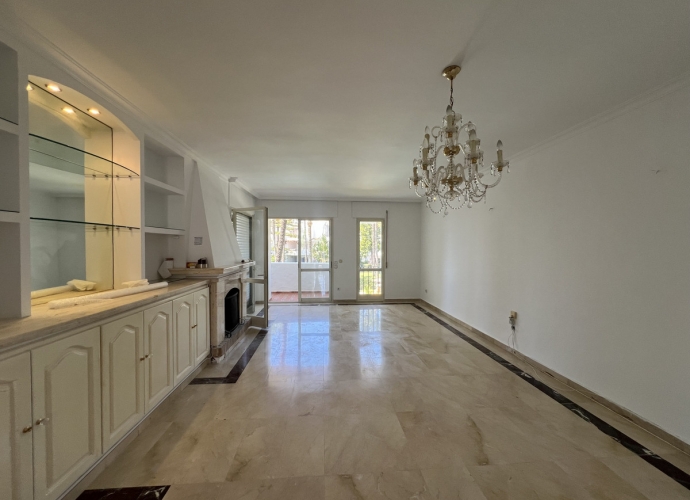 Apartment Middle Floor in San Pedro de Alcántara El Noray  - 4