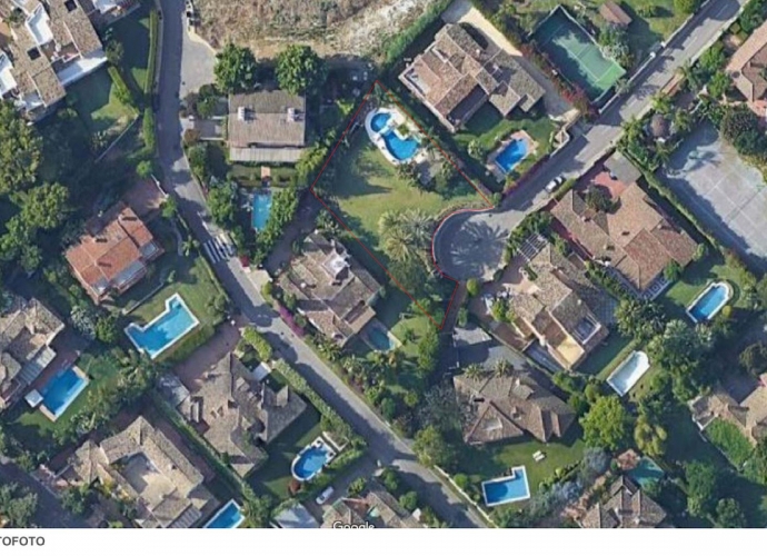 Plot Residential in Guadalmina Baja - 2