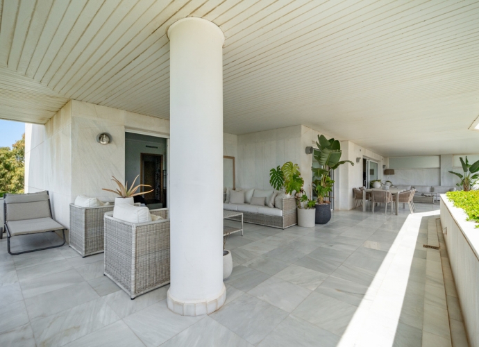 Apartment Middle Floor in Puerto Banús - 10