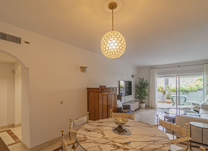 Apartamento Planta Media en The Golden Mile - 9