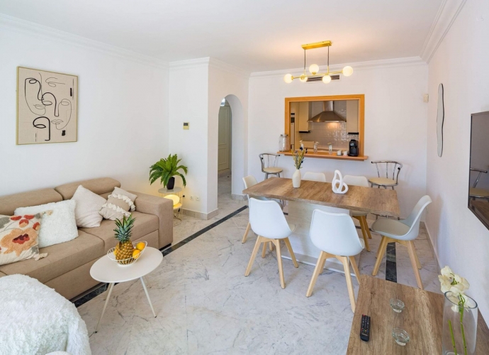 Appartement milieu d’Etage situé à Puerto Banús - 2