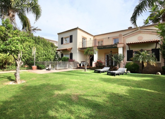 Villa Independiente en Guadalmina Alta - 1