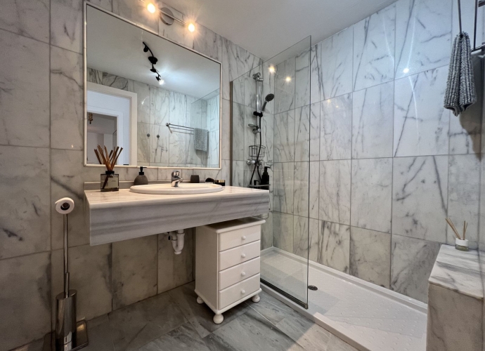 Appartement milieu d’Etage situé à Benahavís - 6