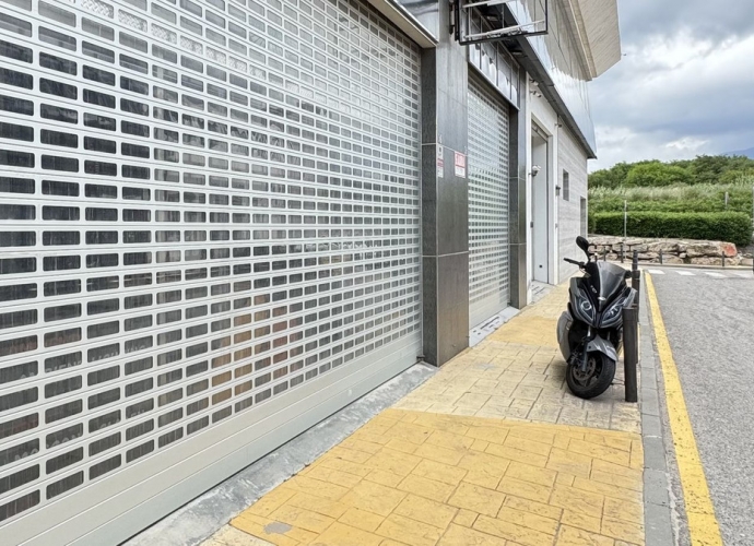 Commercial Business en Puerto Banús - 1