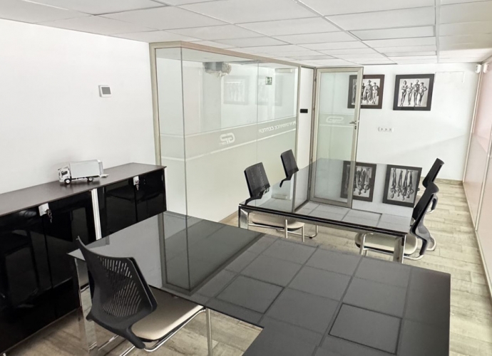 Commercial Business en Puerto Banús - 9