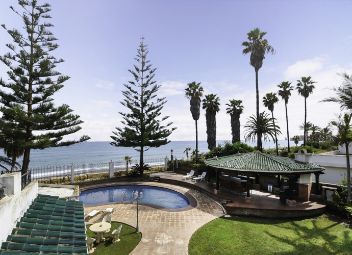 Villa Detached in The Golden Mile - 5