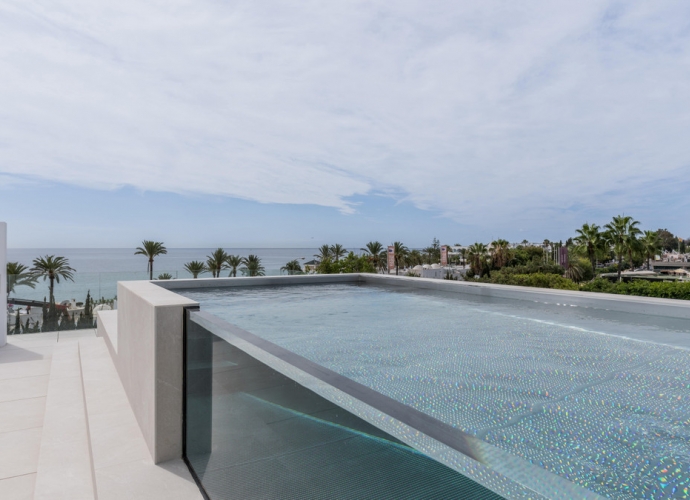 Villa Semi Detached in The Golden Mile - 6